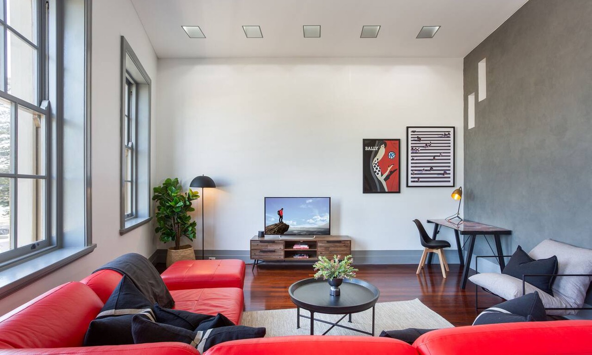 Manly Apartment | Fabulous NY Loft Style Apartment Opposite Manly Wharf