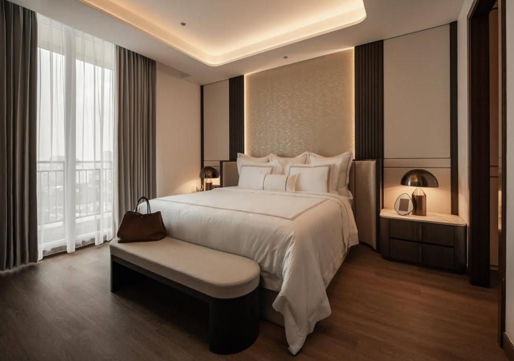 South West Boat Rental | FairMounts Plaza Inns Near Delhi International Airport