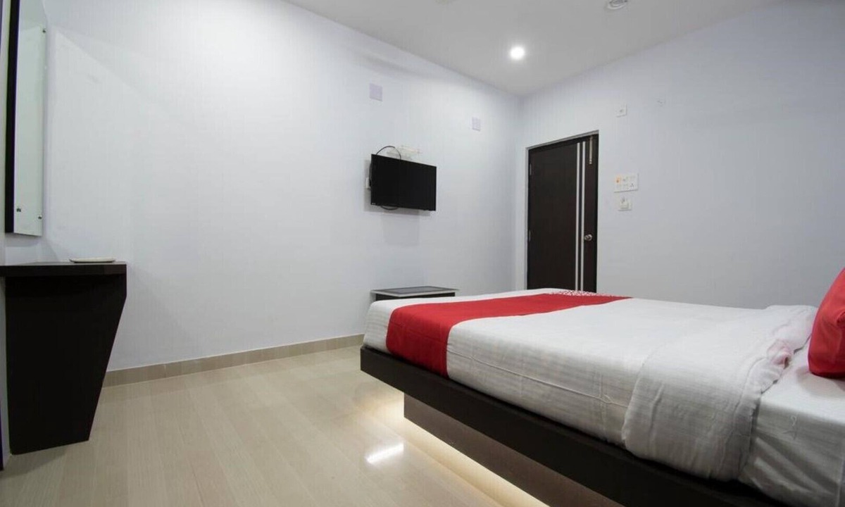 Danapur House | FAMILY ROOM 1-S G INTERNATIONAL