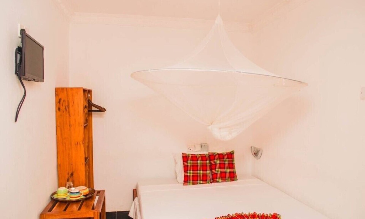 Stone Town Hostel | Featuring free WiFi, Rooftop Cafe ,close to ferry terminal & City attractions 6