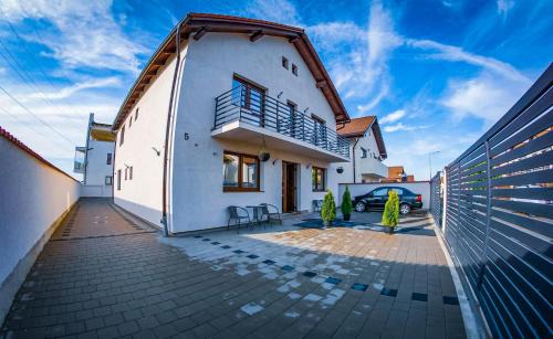 Cisnadie House | Five House