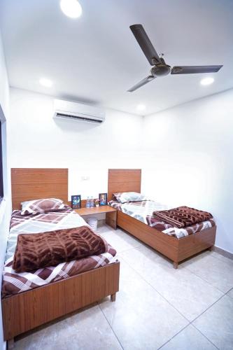 Delhi Hotel | FlexiBay Boys Hostel North Campus