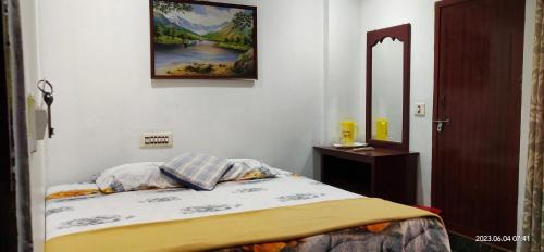 Kumily House | Floral Homestay