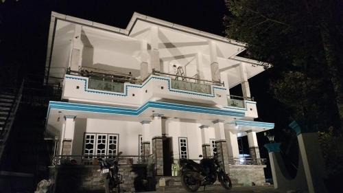 Devikolam House | Forest castle homestay