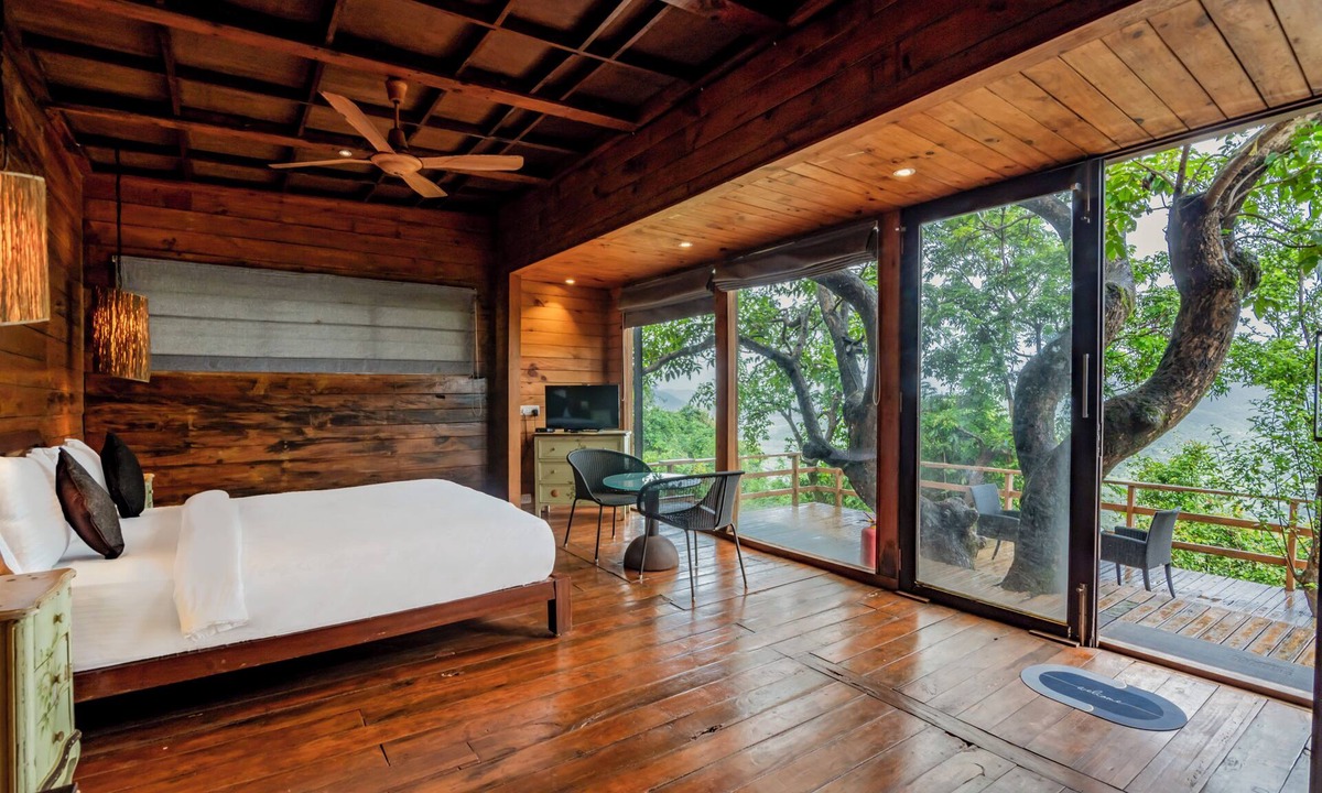 Mangaon Hotel | Forest Hills at Tala
