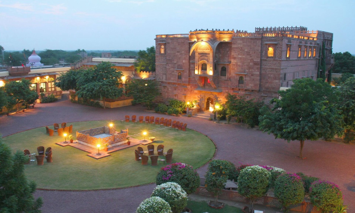 Luni Hotel | Fort Chanwa
