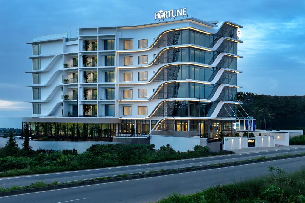 Nedumbassery Hotel | Fortune Airport Road Kochi - Member ITC hotels' group