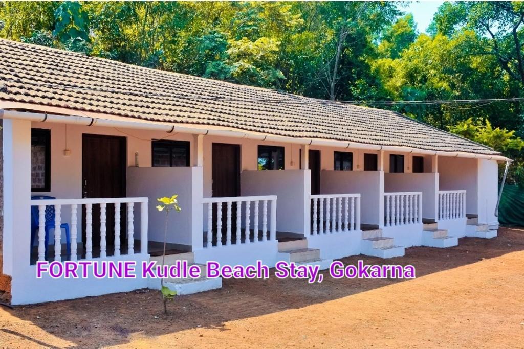 Gokarna House | Fortune Stay Kudle Beach Gokarna