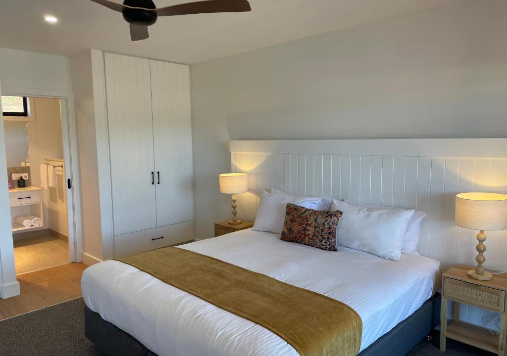 Kilmore Hotel | Fox on the Run - Motel Kilmore