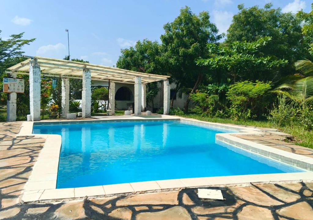 Tiwi House | Fred Hunter Villa