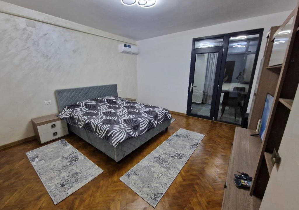 Tirgu Jiu Apartment | GARSONIERA ÎN REGIM HOTELIER