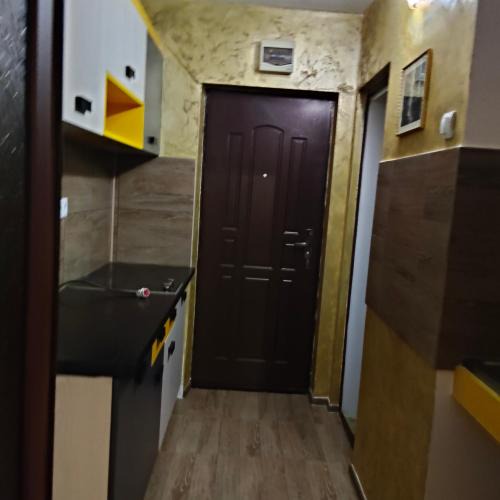 Galati Apartment | Garsoniera țiglina 1