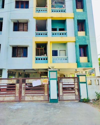 Narsapur House | Gayatri Heights