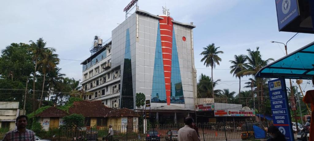 Alwaye Hotel | Gee Bee Palace