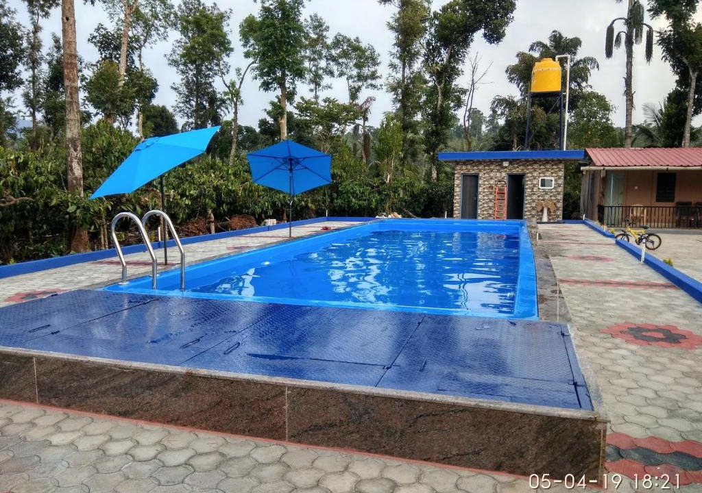Chikkamagaluru House | Giri Darshini Homestay - 3BH, Simple Rooms with Pool & Private Falls