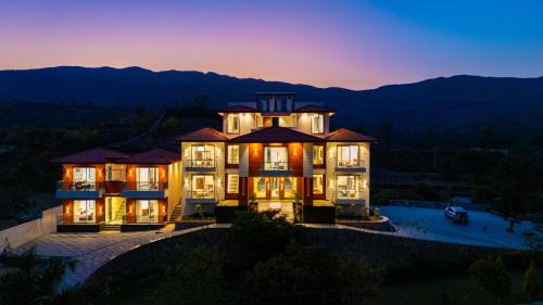 Gogunda Villa | Godan 10-BHK by ELIVAAS