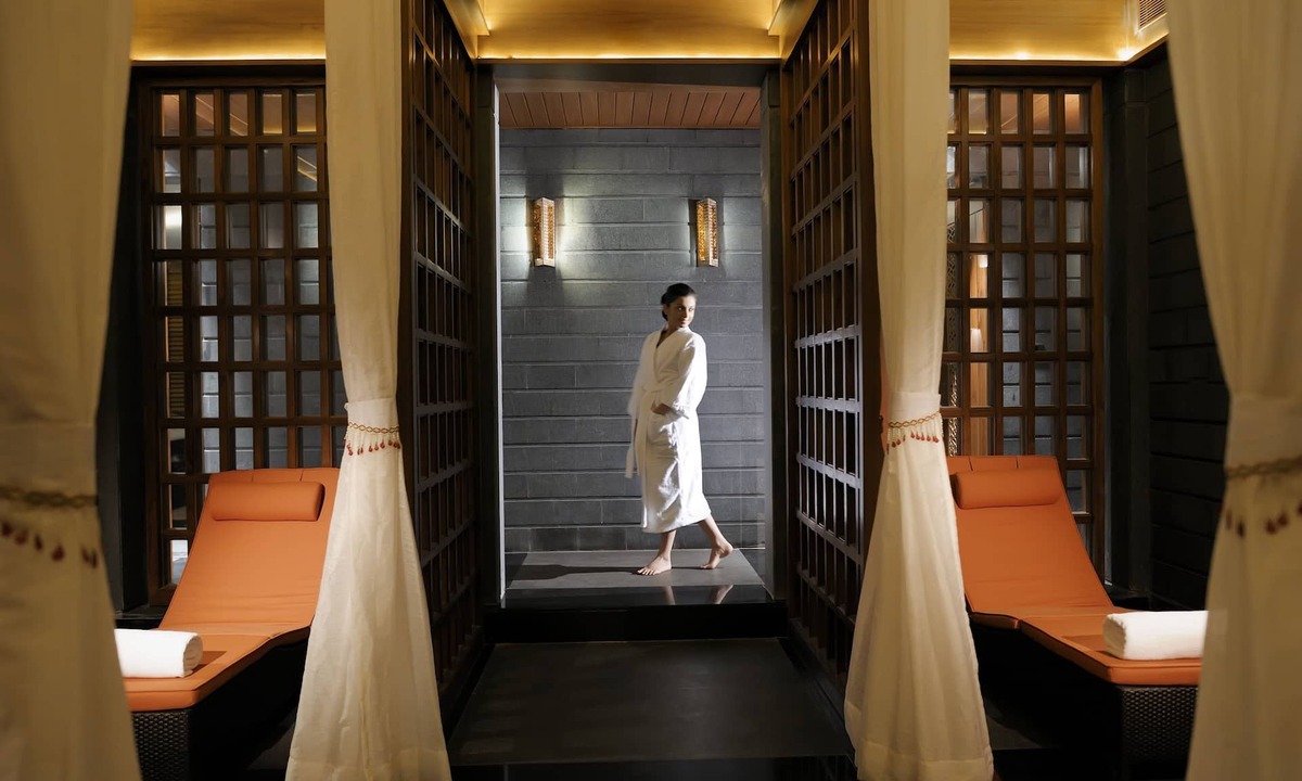 Bengaluru Hotel | Gokulam Grand Hotel & Spa Bangalore