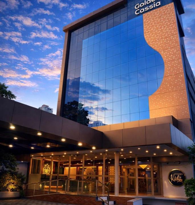 Kakkanad Hotel | Golden Cassia Infopark Business Hotel