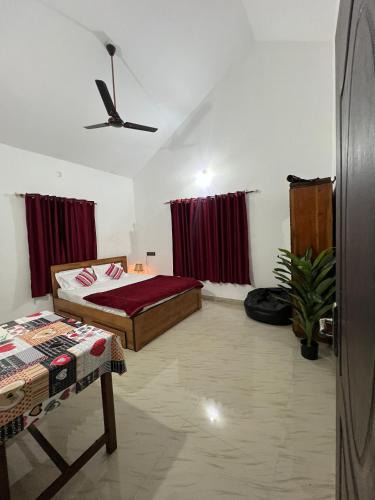 Meenangadi House | Golden Finch by J&J