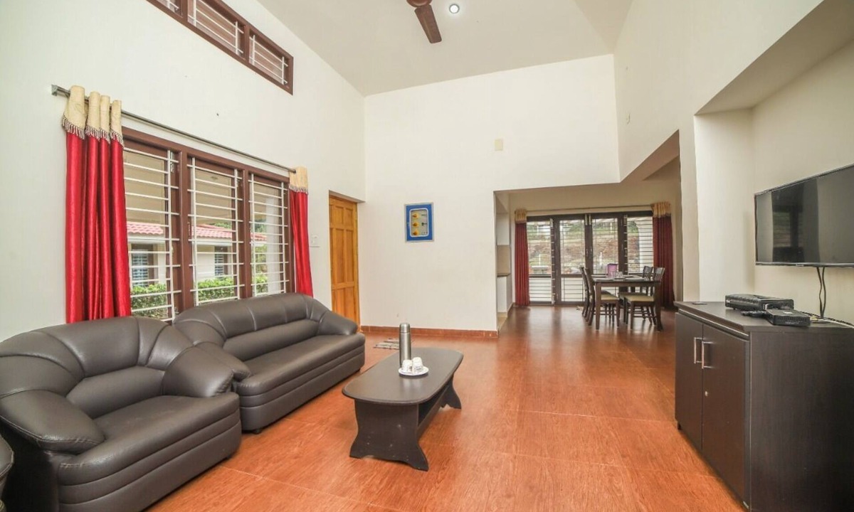 Yercaud Villa | Goldenoaks Resort