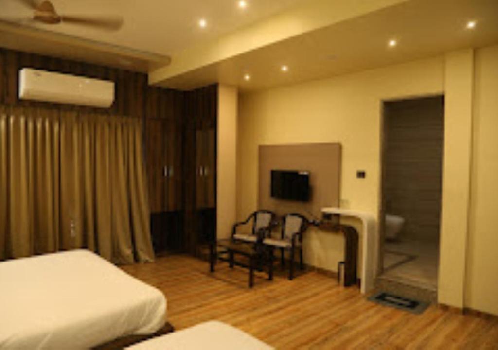 Chandrapur Hotel | Gopala Palace Ballarpur