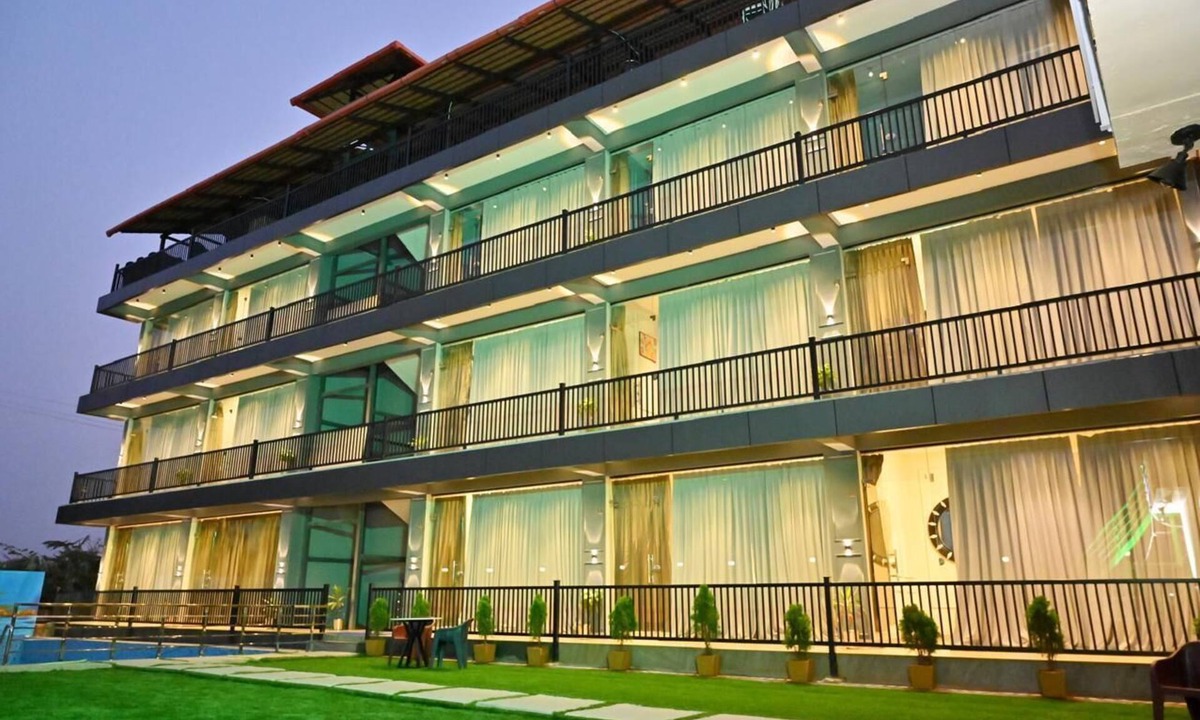Murudeshwara Hotel | GP Golden Palm Meadows Resorts