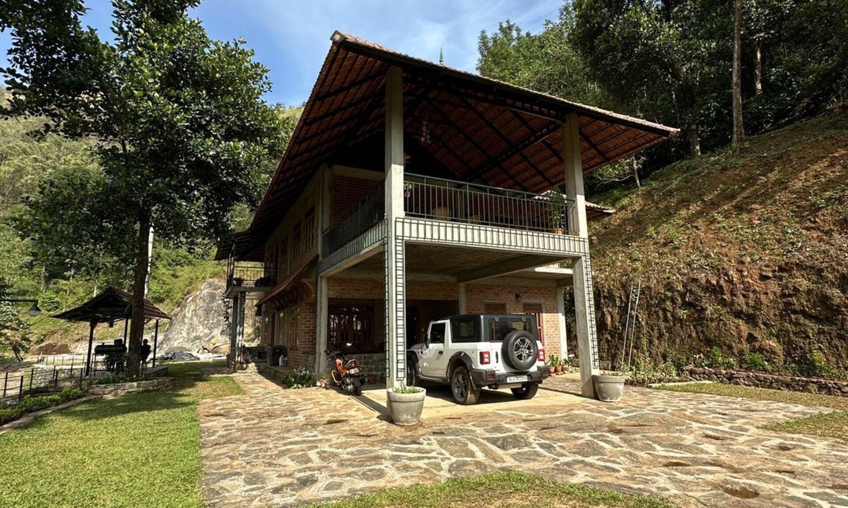 Elappara House | Gracevilla - Listen to silence!