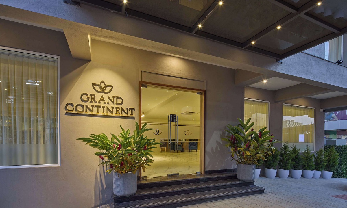 Vyalikaval HBCS Layout Hotel | Grand Continent Hebbal a Sarovar Portico Affiliate Hotel