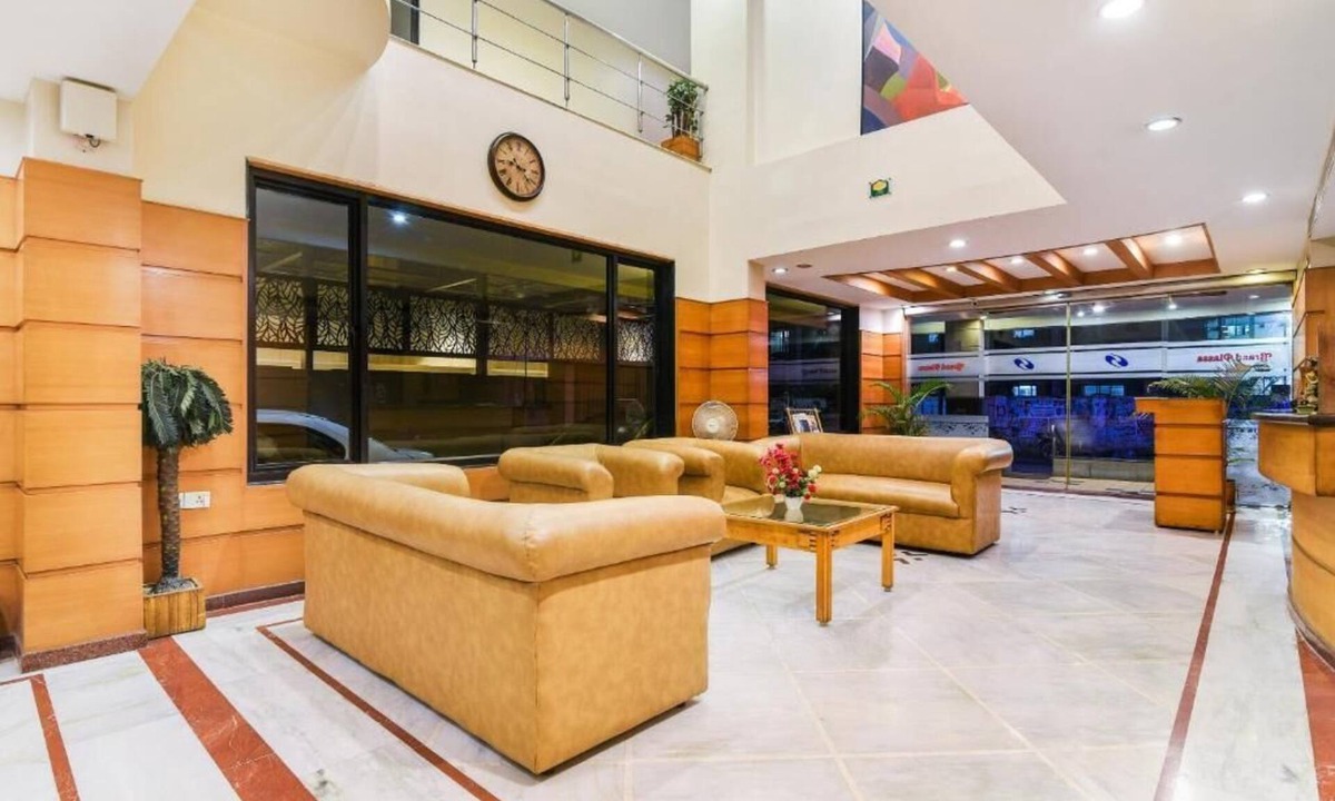 Gopalapuram Hotel | Grand Plaza