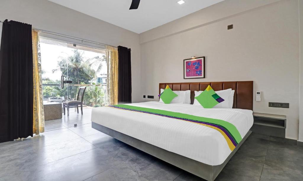 Nedumbassery Hotel | Grand Vistara Airport Suites with Complimentary One way Airport Transit at 500 metres from Cochin Airport