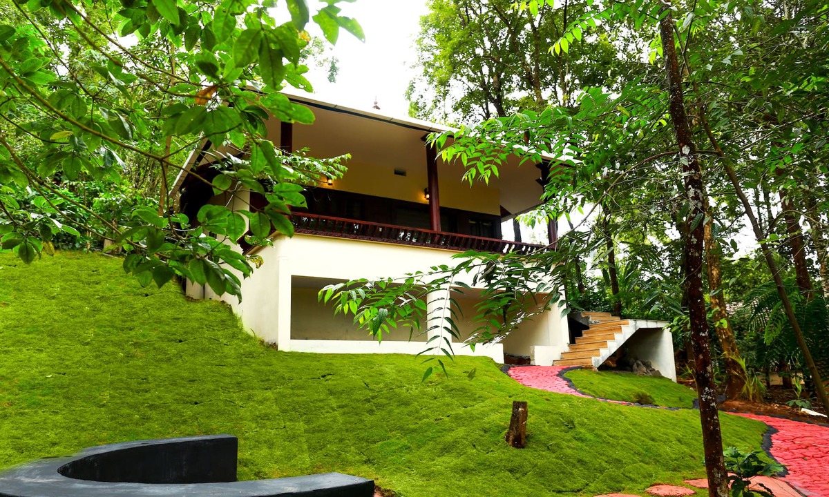Kottappadi part Villa | Green Garden Lotus Villa (Double Bed Room Villa)