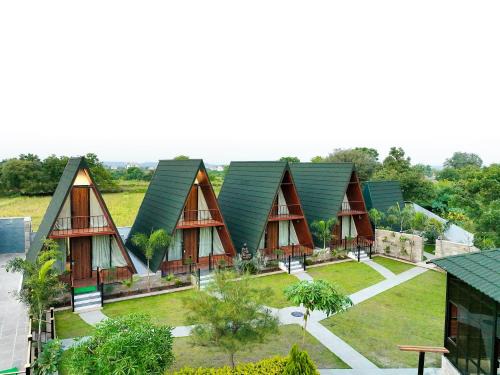 Jhalarapatan Resort | Green Hills Farm & Resorts