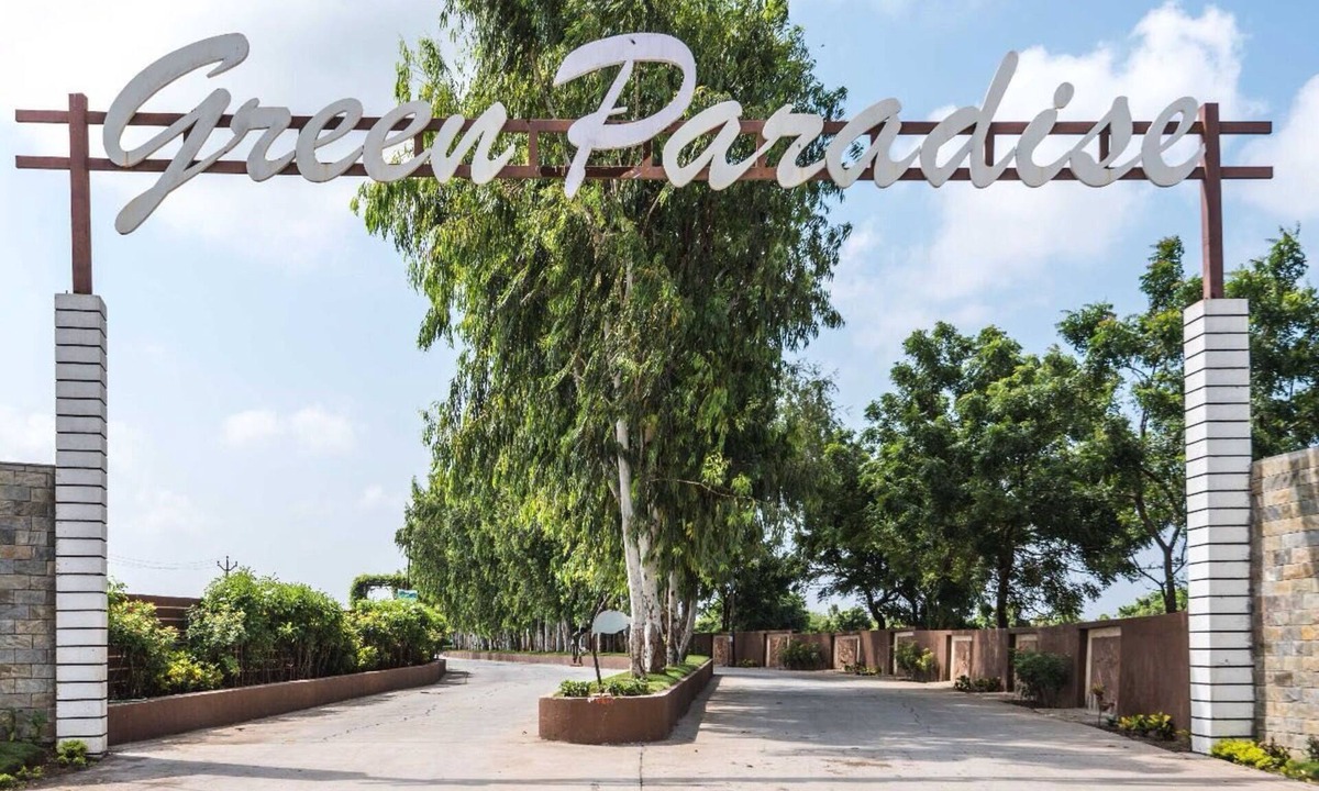 Navsari Hotel | Green Paradise
