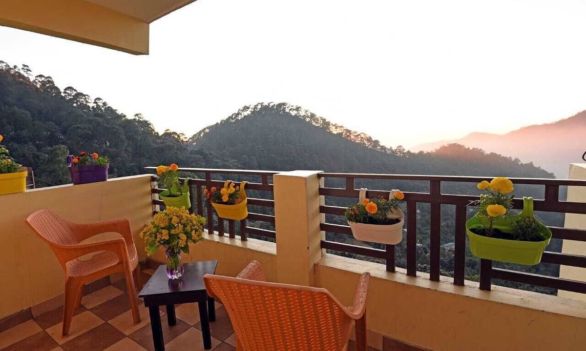 Smanora Range Hotel | Green Roof Hotel Nainital