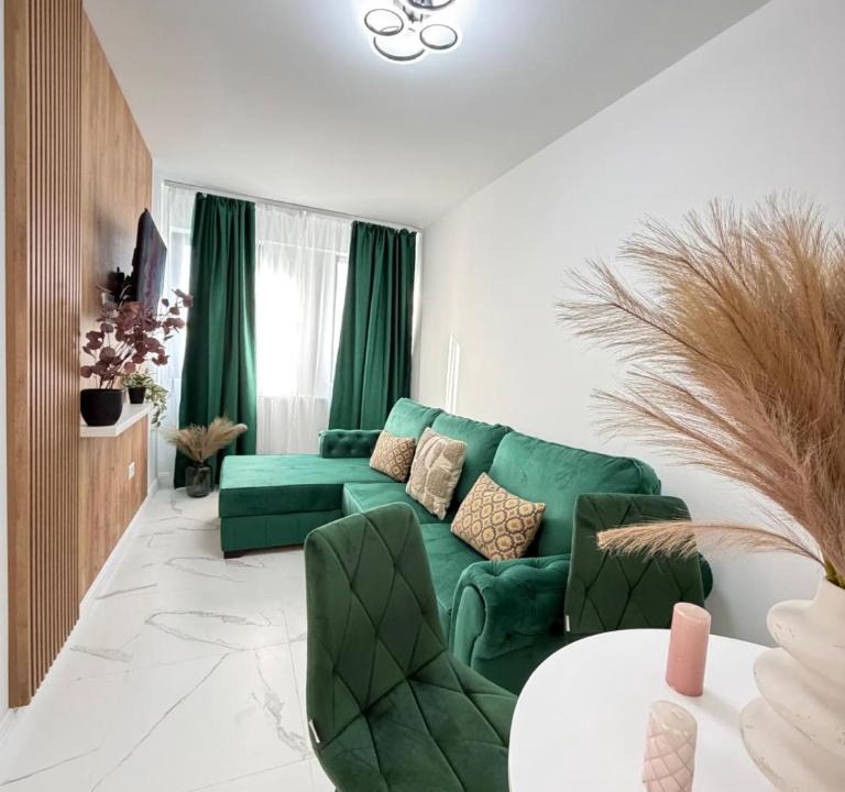 Iasi Apartment | Green Story Aparthotel near Palas Center and Old Town - Parking Option
