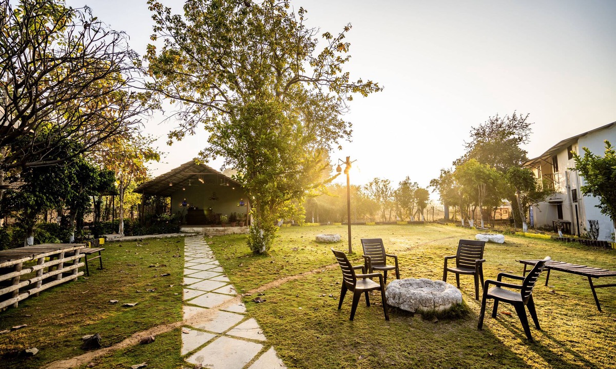 Sarangpur Hotel | Greenscape By Beyond Stay Madhai