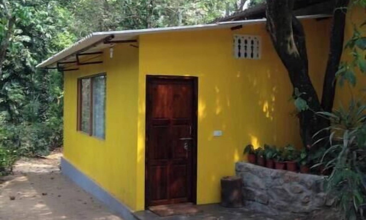 Chikkamagaluru Apartment | Guddadamane Homestay Estate View with Private Hut