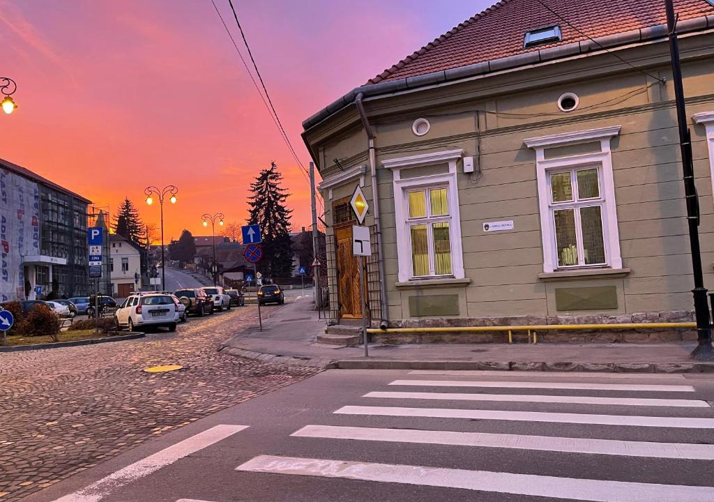 Sfantu Gheorghe House | Guest House Hena