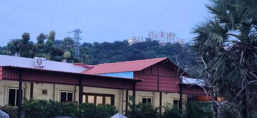 Annavaram Hotel | Guest House in Annavaram
