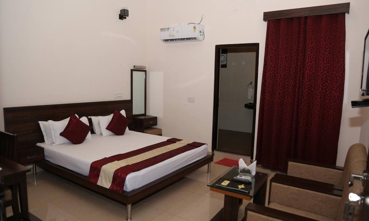 Viratnagar Hotel | Gulmohar Sariska Resort