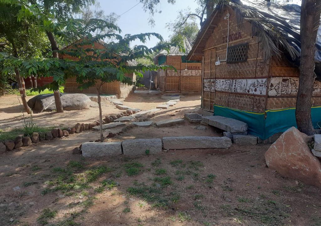 Kamalapur Bed & Breakfast | Hampi Mango Land