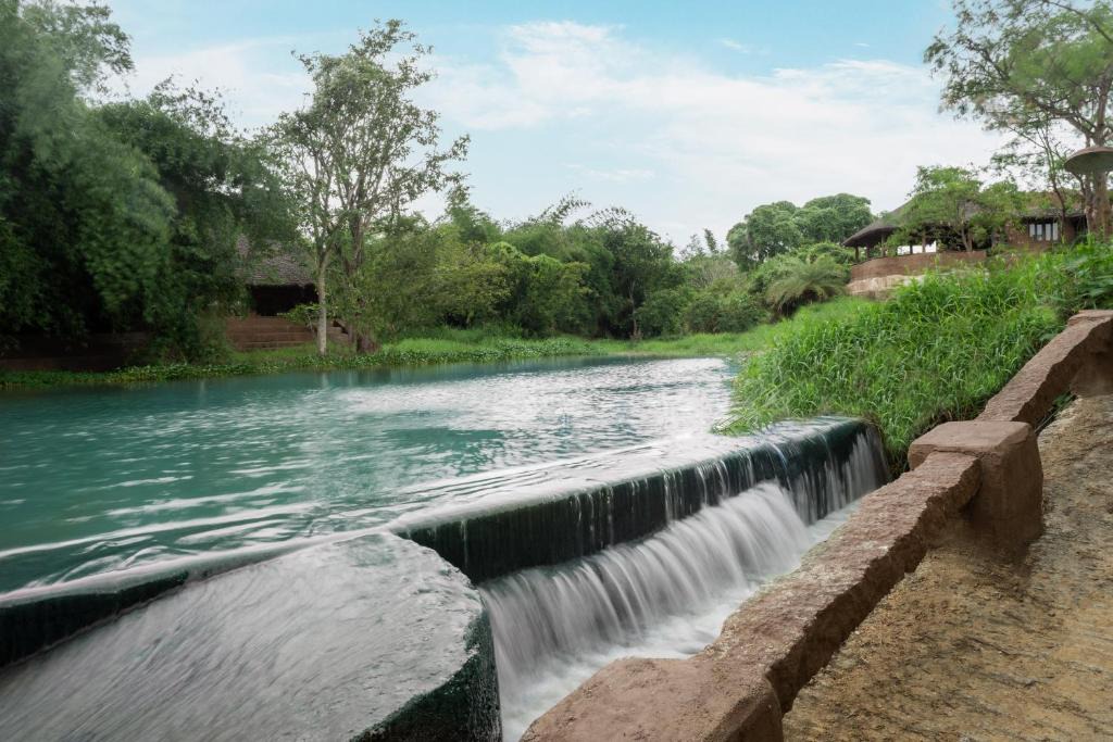 Kamalapur Resort | Hampi's Whiskers Resort