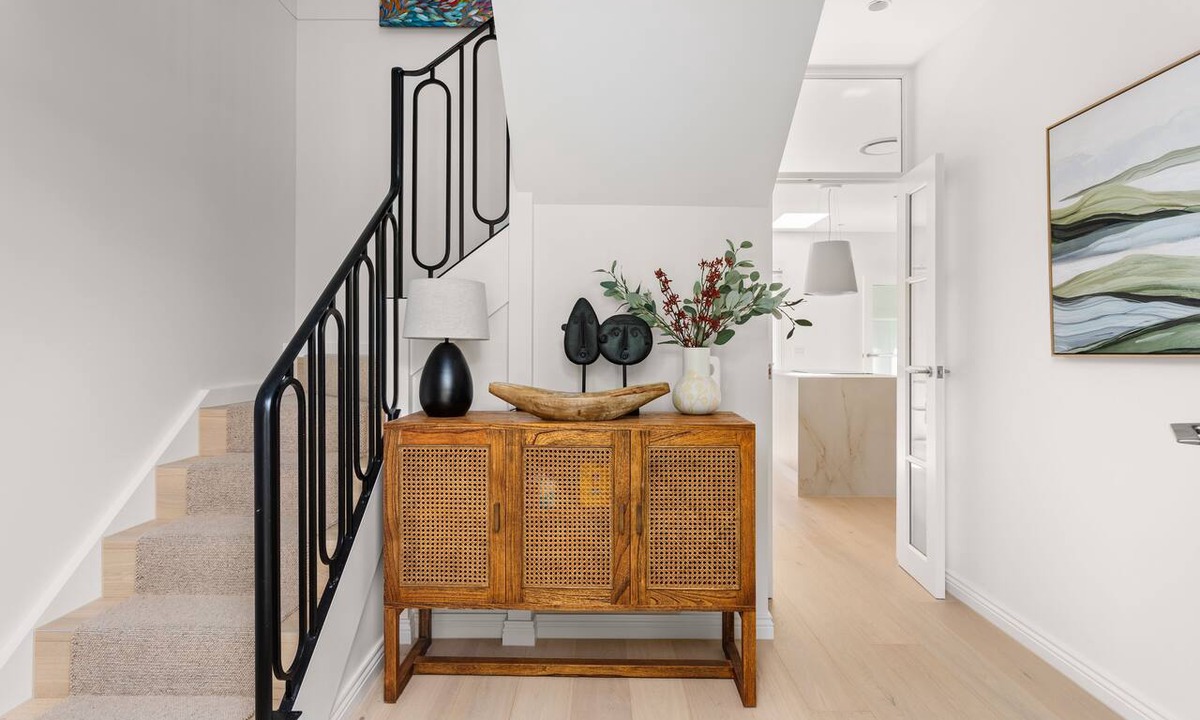 City of Bayside House | Hampton Beach Pearl - A stunning architecturally designed townhouse