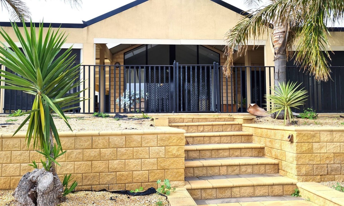 Wallaroo Hotel | Happy Gilmore, Wallaroo
