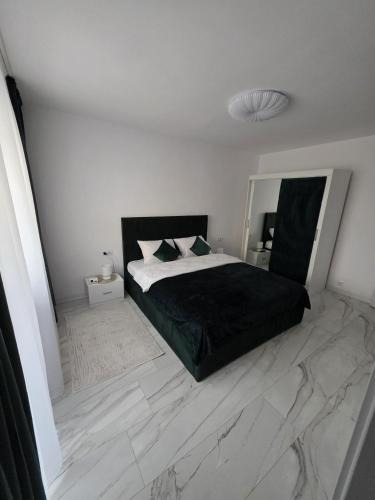 Hunedoara Apartment | Happy Green
