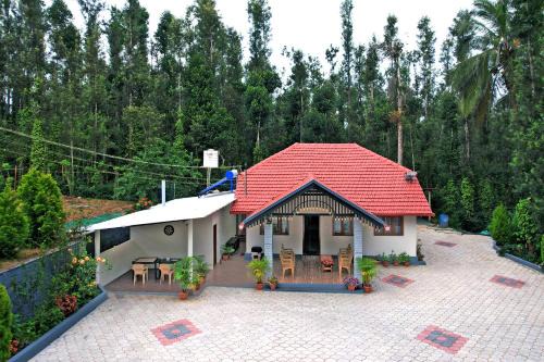 Sangameswarpet Villa | Hazel Retreat - Full Home & Coffee Estate