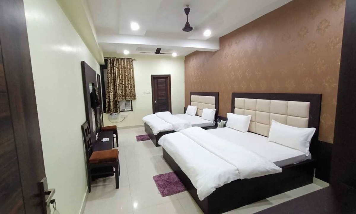 Rudrapur Hotel | Heritage Villa