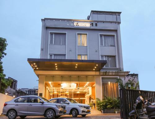 Sarnath Hotel | HHW Buddha lineage Sarnath Varanasi