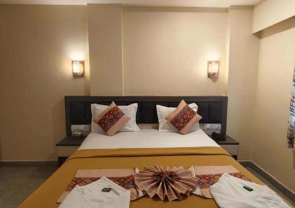 Amarnath Hotel | Hi-Way Inn Lodging And Boarding