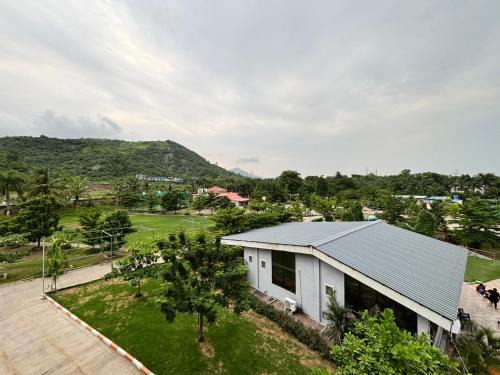 Karjat Resort | HillRock Resort & Villas, Neral-Karjat